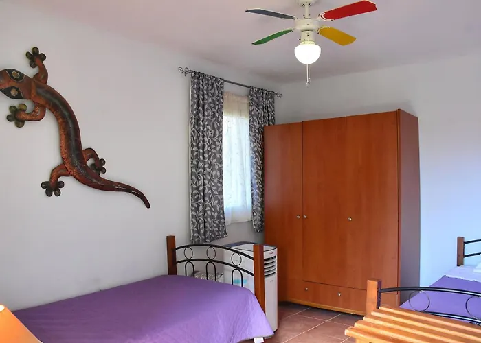 Pear Tree Case de vacanță